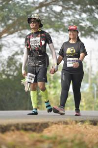 BIB: 421, 17810
                            <button type="button" onclick="openModal(8380306)" class="btn btn-primary btn-sm float-right btn-popup" data-toggle="modal" data-target=".modal-high-quality">
                        <i class="fas fa-shopping-cart"></i> Add to Cart
                    </button>
                                            <button type="button" onclick="isThisMe(8380306, true)" class="btn btn-success btn-sm float-right btn-popup btn-isme hidden" data-toggle="tooltip" data-placement="bottom" title="นี่คือรูปของคุณใช่ไหม คลิกที่นี่เพื่อเอาเข้าอัลบั้ม">
                        <i class="fas fa-plus"></i> Add to album
                    </button>
                    <button type="button" onclick="isThisMe(8380306, false)" class="btn btn-warning btn-sm float-right btn-popup btn-isnotme hidden">
                        <i class="fas fa-ban"></i> Remove from album
                    </button>